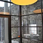 Oda ve Kahvaltı Mineral & 4*